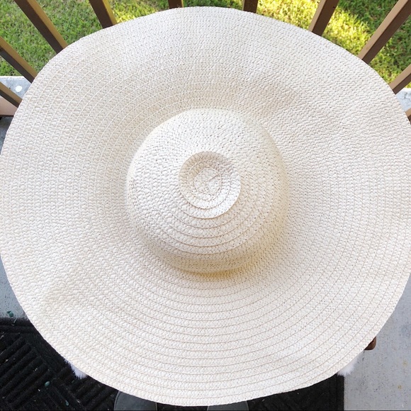 Basic Beige Sunhat - Picture 3 of 6